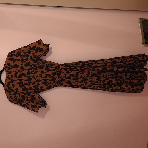 C+D+M Leopard Wrap Dress - Picture 2 of 4